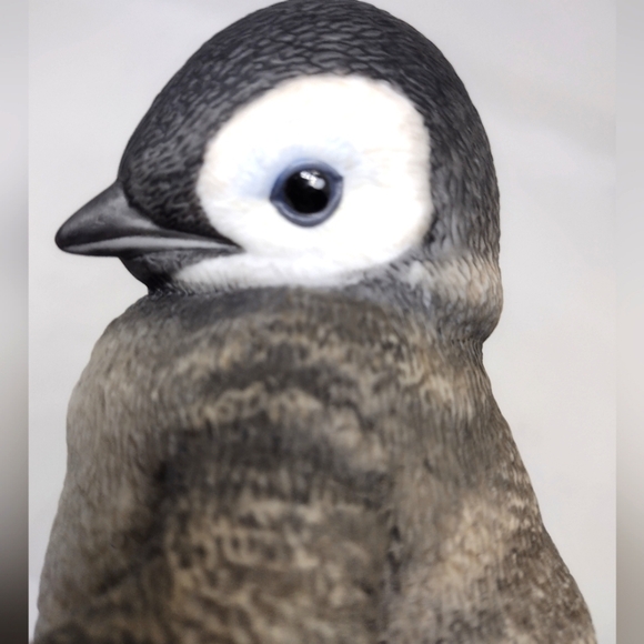 Lenox Vintage 1994 Fine Porcelain Emperor Penguin Chick - Picture 7 of 11